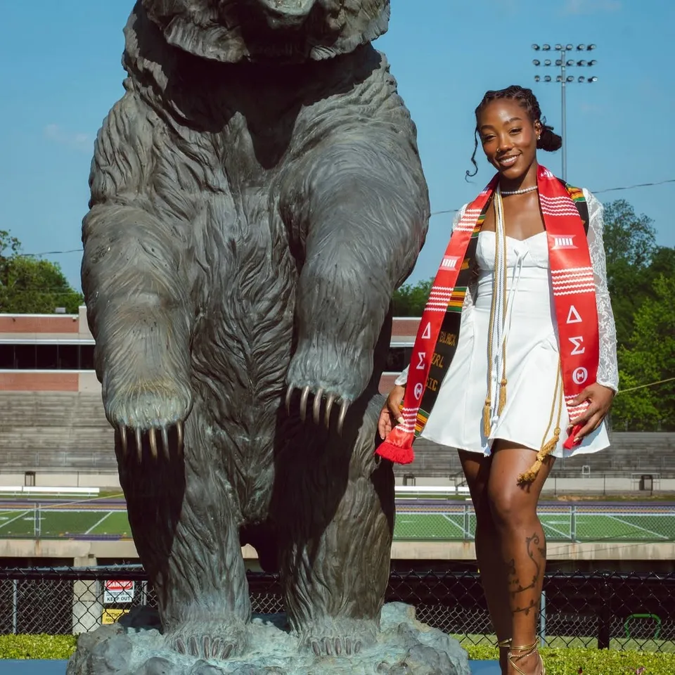22-Year-Old Graduate Fights for Life After Devastating Bahamas Boat Accident”